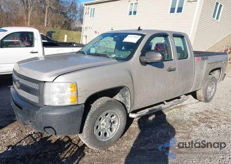 2009 Chevrolet Silverado 1500 Work Truck z USA, uszkodzony, nr VIN 1GCEK19C59Z133638